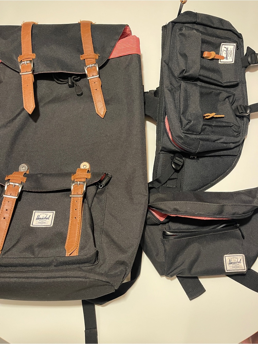 Black Canvas Herschel Bundle